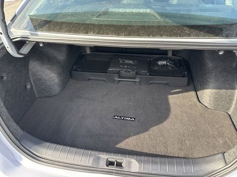 Used 2025 Nissan Altima 2.5 SR image 42