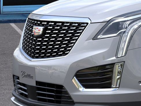 Used 2026 Cadillac XT5 Premium Luxury w/ Driver Assist Package AWD/4WD image 13