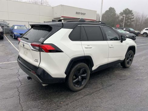 Used 2019 Toyota RAV4 XSE image 10