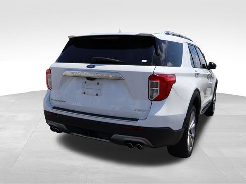 Used 2023 Ford Explorer Platinum AWD/4WD image 16