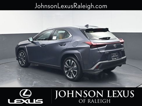 New 2026 Lexus UX 300h FWD image 7