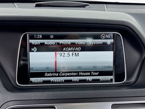 Used 2015 Mercedes-Benz E 400 4MATIC Coupe image 22
