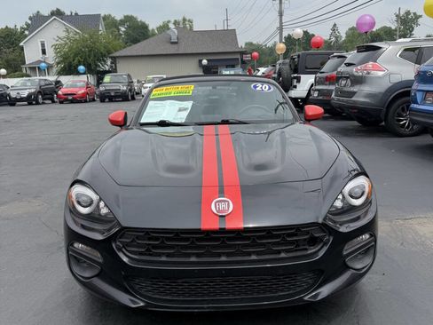 Used 2020 FIAT 124 Spider Classica w/ Technology Group image 9