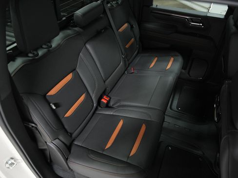 New 2026 GMC Sierra 2500 AT4 w/ AT4 Premium Plus Package image 17