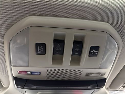 Certified 2021 Subaru Ascent Limited w/ Technology Package image 25