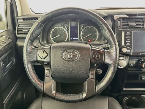 Used 2024 Toyota 4Runner TRD Off-Road Premium AWD/4WD image 18
