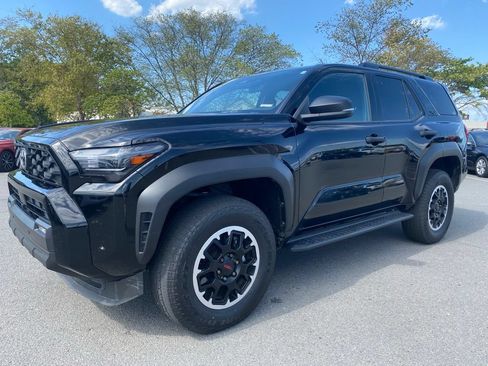 Used 2025 Toyota 4Runner TRD Off-Road AWD/4WD image 3