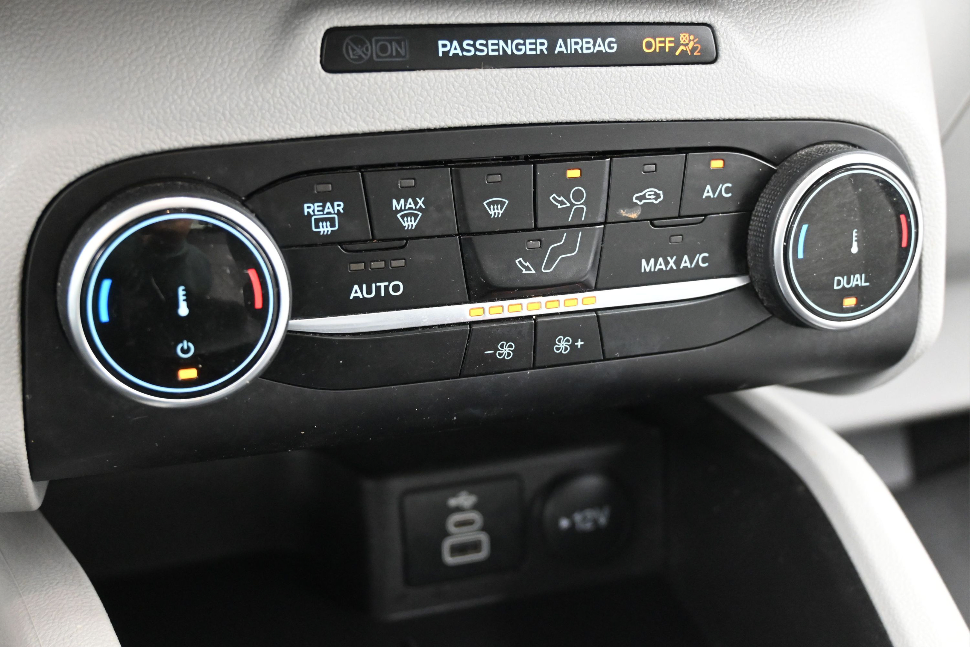 Used 2024 Ford Escape Active FWD image 19