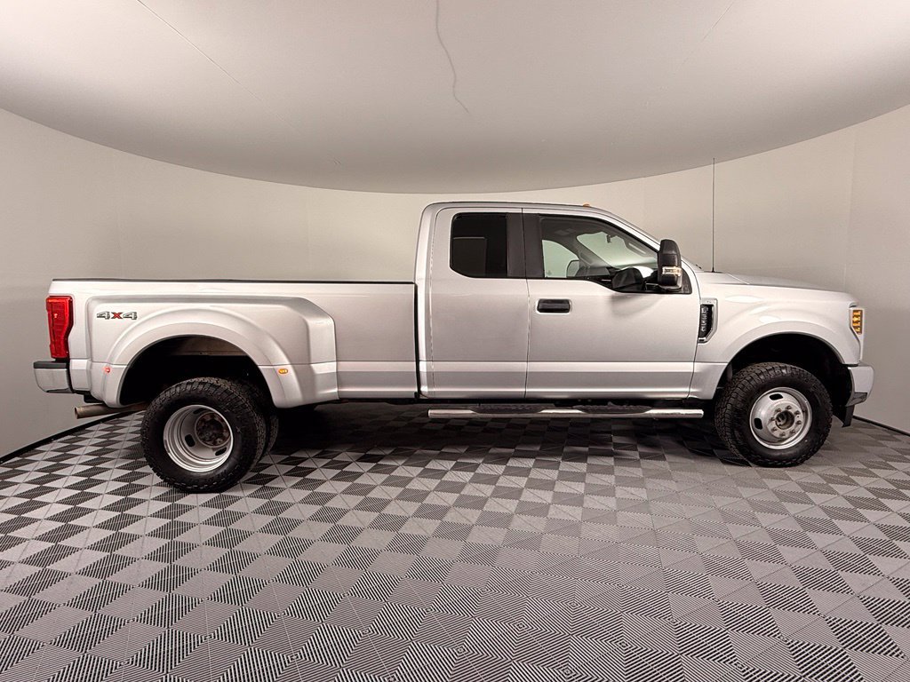 Used 2018 Ford F350 XL w/ Power Equipment Group AWD/4WD image 7