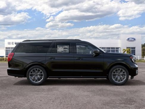 New 2027 Ford Expedition Max Platinum w/ Stealth Appearance Package RWD image 13