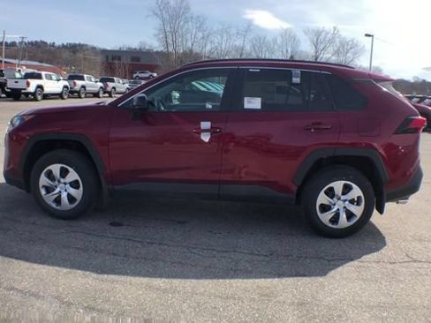 Used 2019 Toyota RAV4 LE AWD/4WD image 5