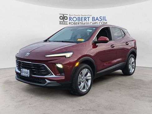 Used 2024 Buick Encore GX Preferred w/ Comfort Package image 1