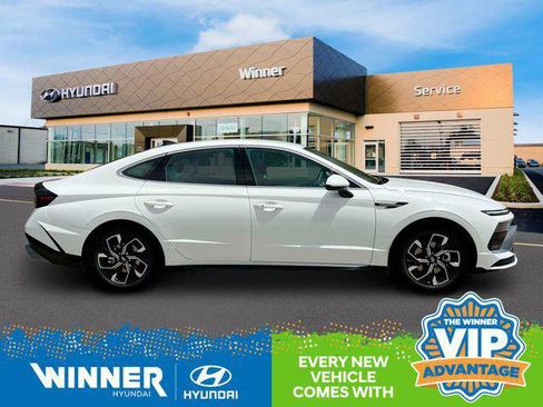 New 2025 Hyundai Sonata SEL image 10