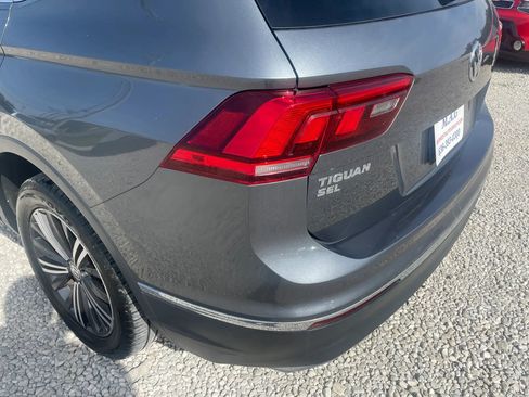 Used 2018 Volkswagen Tiguan SEL FWD image 10