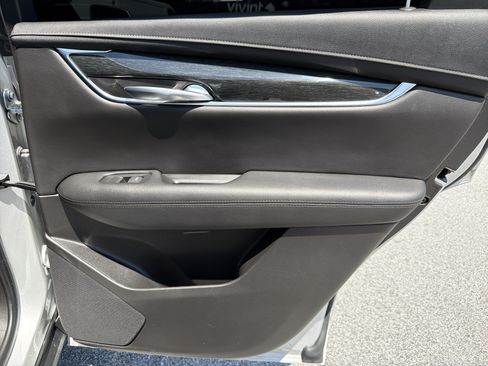 Used 2020 Cadillac XT5 Premium Luxury AWD/4WD image 19
