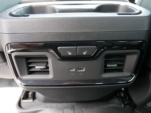 New 2026 Chevrolet Silverado 2500 ZR2 AWD/4WD image 19