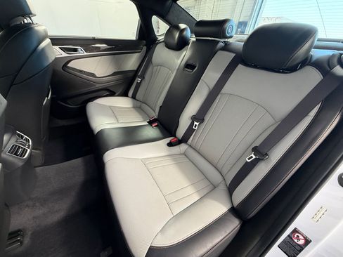 Used 2018 Genesis G80 3.3T Sport RWD image 14