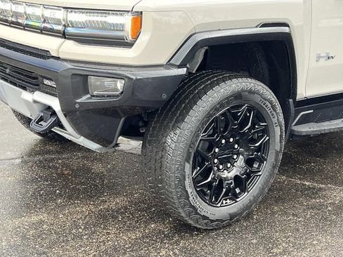 New 2026 GMC Hummer EV 2X image 9