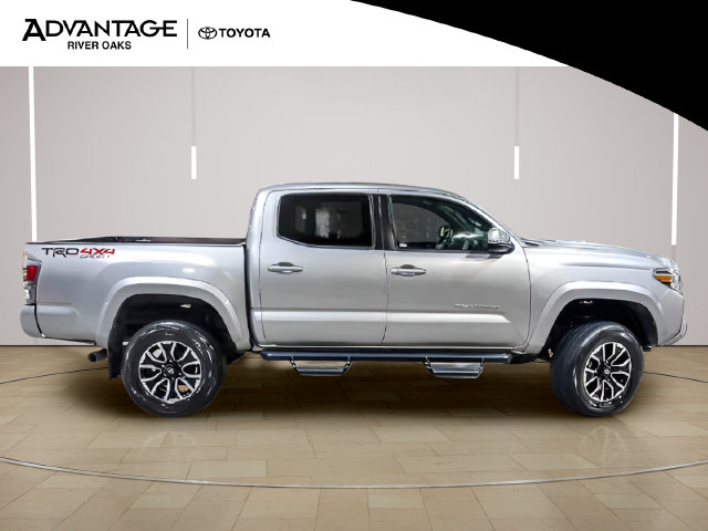 Used 2021 Toyota Tacoma TRD Sport AWD/4WD image 9
