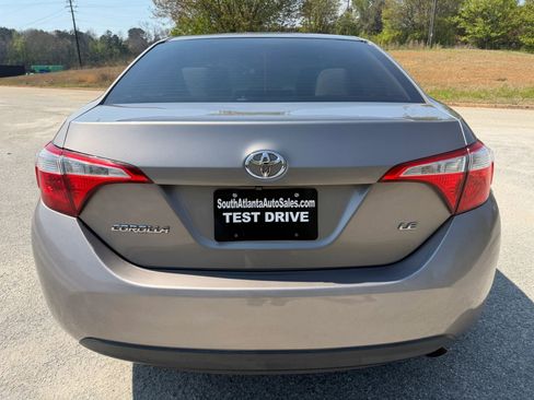 Used 2016 Toyota Corolla LE FWD image 4