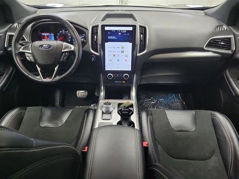 Used 2022 Ford Edge ST image 12