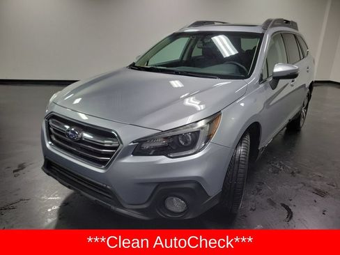 Used 2018 Subaru Outback 3.6R Limited AWD/4WD image 5