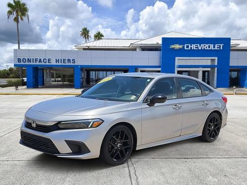 Used 2023 Honda Civic Sport image 2