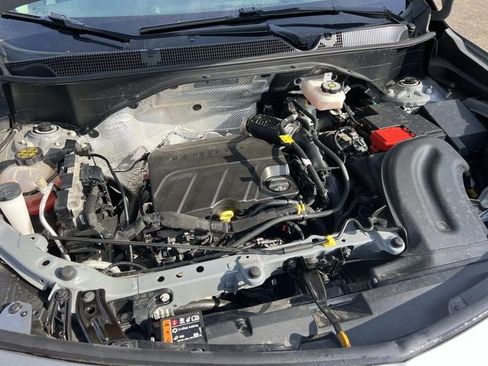 Used 2023 Buick Encore GX Preferred w/ Cold Weather Comfort Package FWD image 10