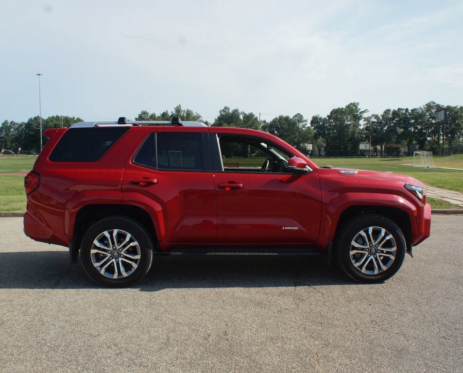 Used 2026 Toyota 4Runner Limited AWD/4WD image 21