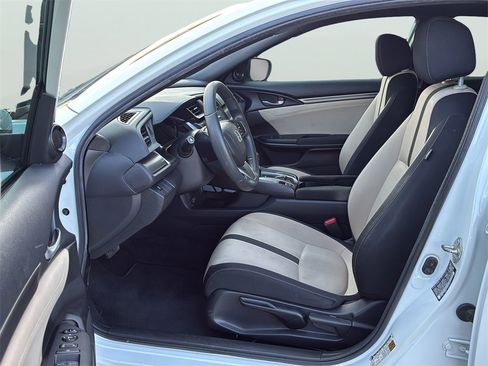 Used 2018 Honda Civic EX image 10