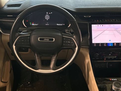 Used 2021 Jeep Grand Cherokee L Limited RWD image 16