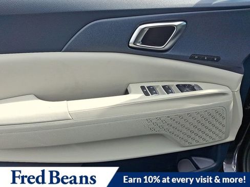 New 2026 Kia Carnival EX image 8