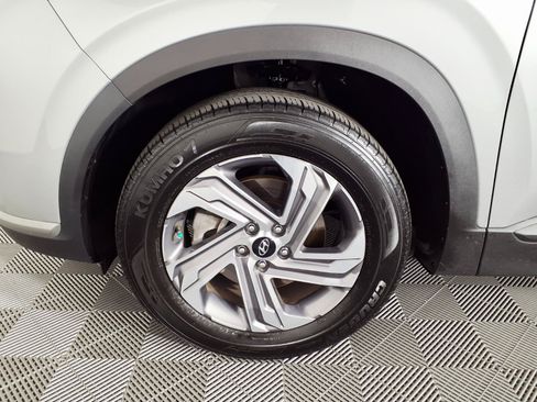 Certified 2023 Hyundai Santa Fe SE FWD image 7