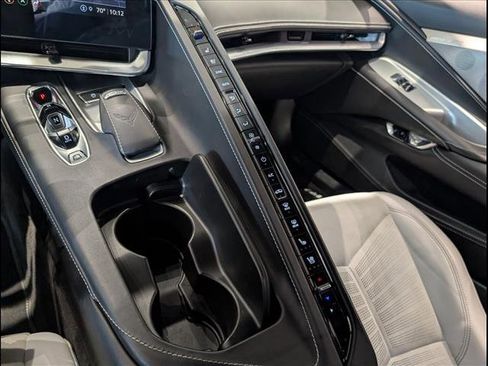 Used 2023 Chevrolet Corvette Stingray Premium Conv w/ Z51 Performance Package image 14