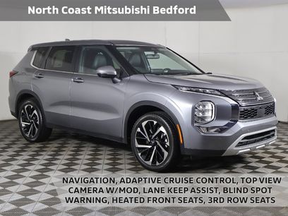 Used 2024 Mitsubishi Outlander SE Black Edition
