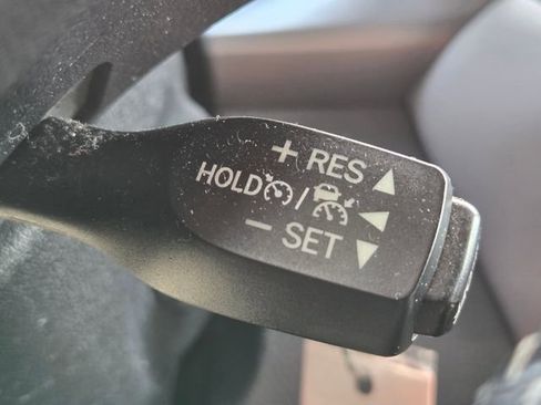 Used 2017 Toyota RAV4 XLE w/ All Weather Liner Package FWD image 17