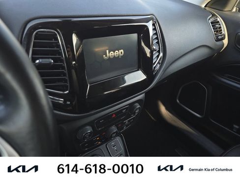 Used 2020 Jeep Compass Latitude AWD/4WD image 24