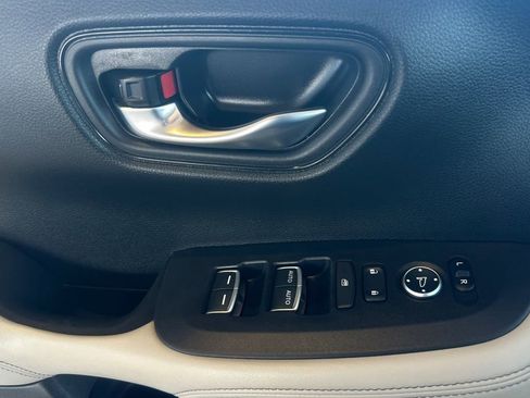 Used 2024 Honda HR-V EX-L image 13