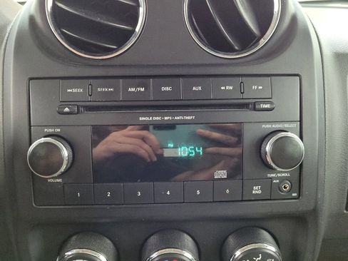 Used 2014 Jeep Patriot Sport w/ Power Value Group AWD/4WD image 25