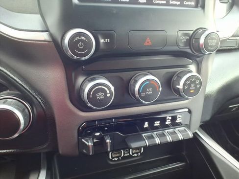 Used 2021 RAM 1500 Big Horn AWD/4WD image 30