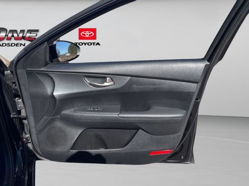 Used 2021 Kia Forte LXS image 32