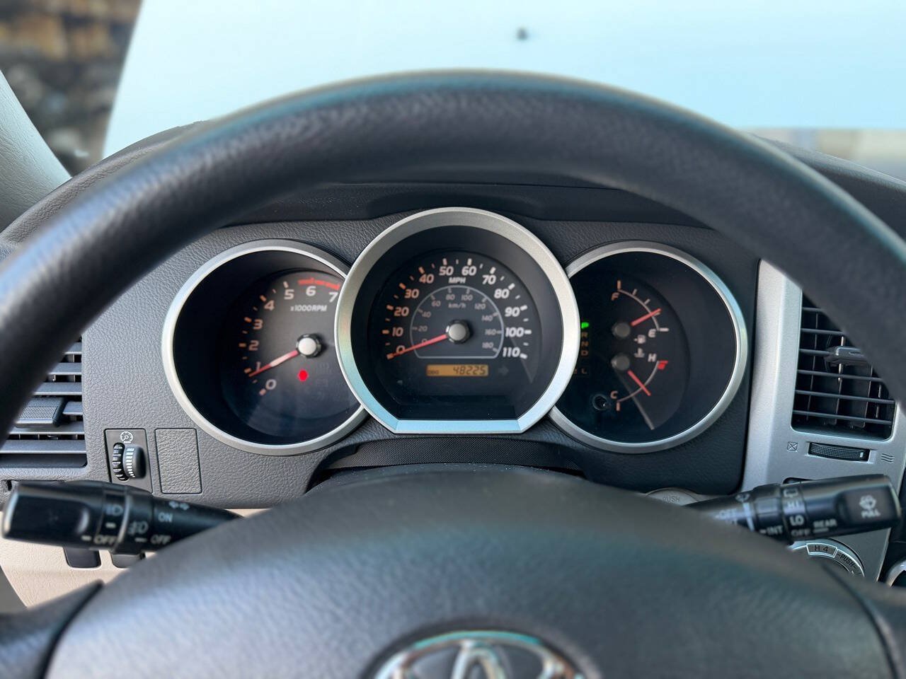 Used 2007 Toyota 4Runner SR5 AWD/4WD image 16