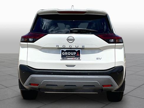 Certified 2023 Nissan Rogue SV FWD image 5