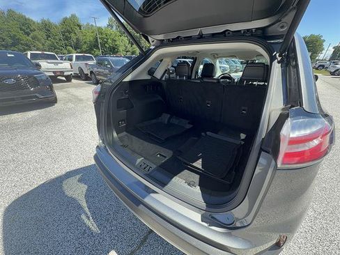 Certified 2023 Ford Edge SEL w/ Convenience Package AWD/4WD image 5