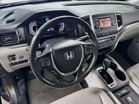 Used 2017 Honda Ridgeline RTL image 22