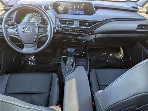 Used 2019 Lexus UX 250h UX 250h image 18