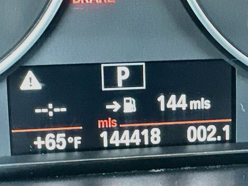 Used 2013 BMW 328i xDrive Sedan AWD/4WD image 18