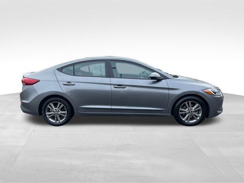 Used 2018 Hyundai Elantra SEL image 9