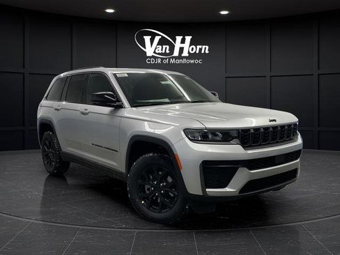 New 2026 Jeep Grand Cherokee Altitude AWD/4WD image 42