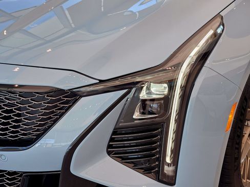 New 2026 Cadillac CT5 V Blackwing RWD image 9